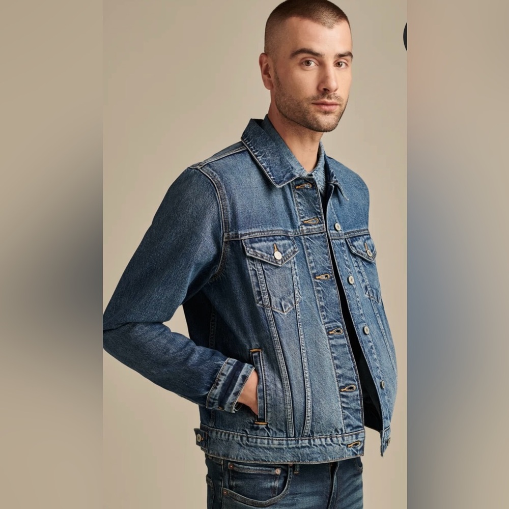 Union Bay men’s large denim,‎ trucker jacket, medium washed denim